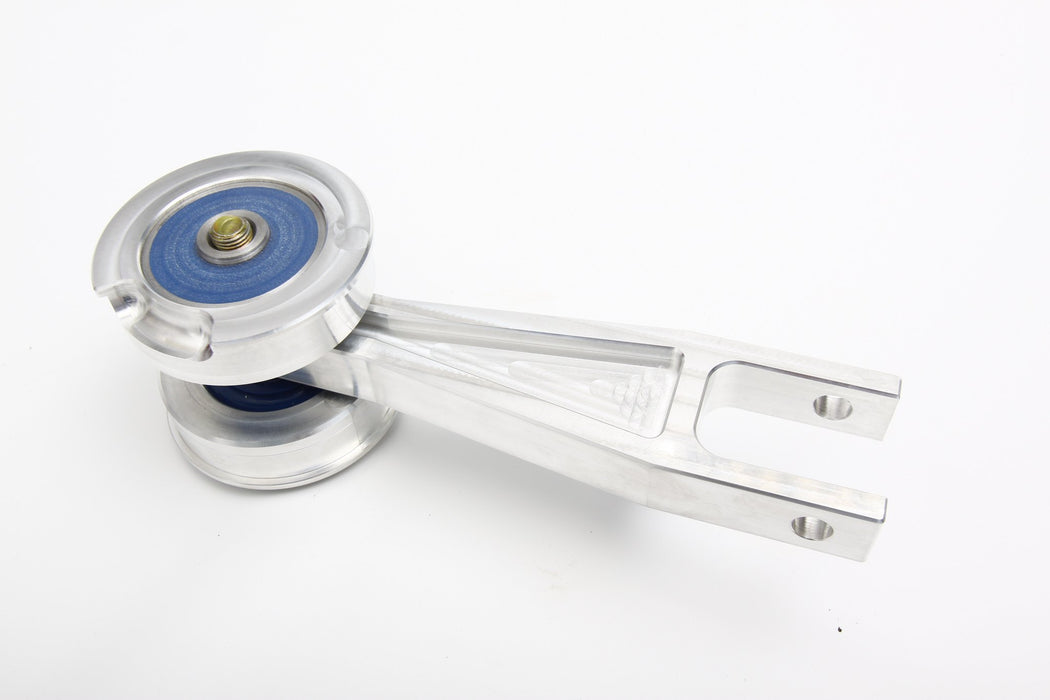 Golf 7 VWR Dogbone and Subframe Mount